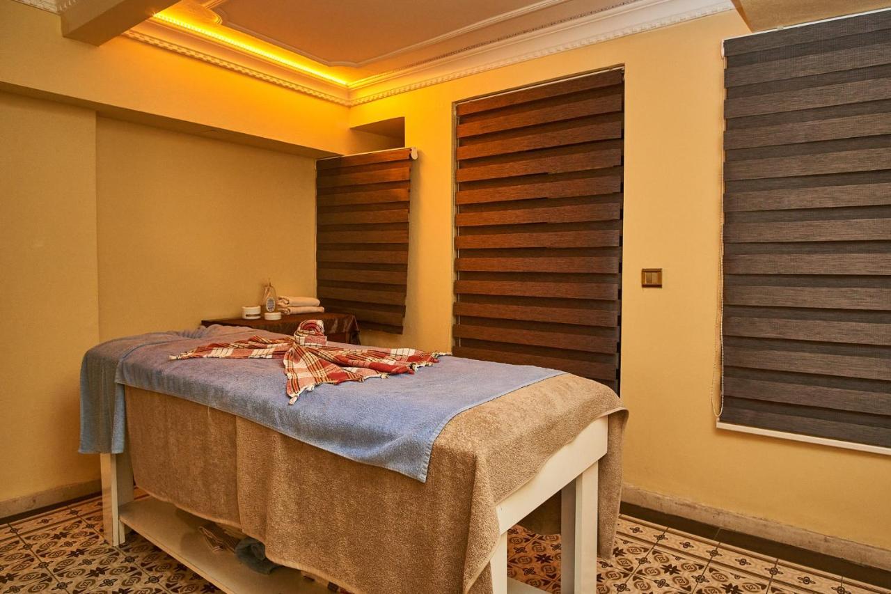 Amber Hotel & Spa Истанбул Екстериор снимка