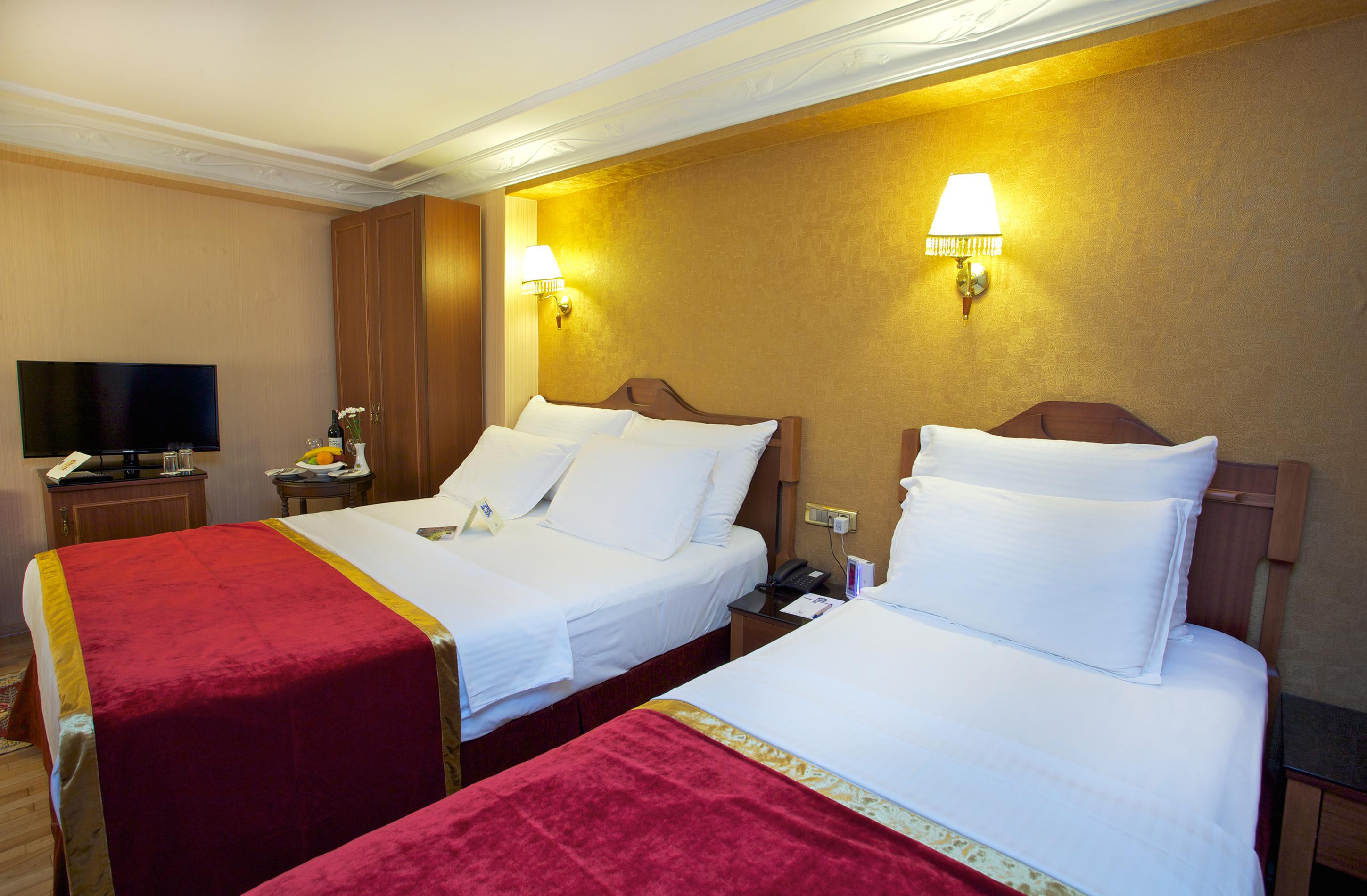 Amber Hotel & Spa Истанбул Екстериор снимка