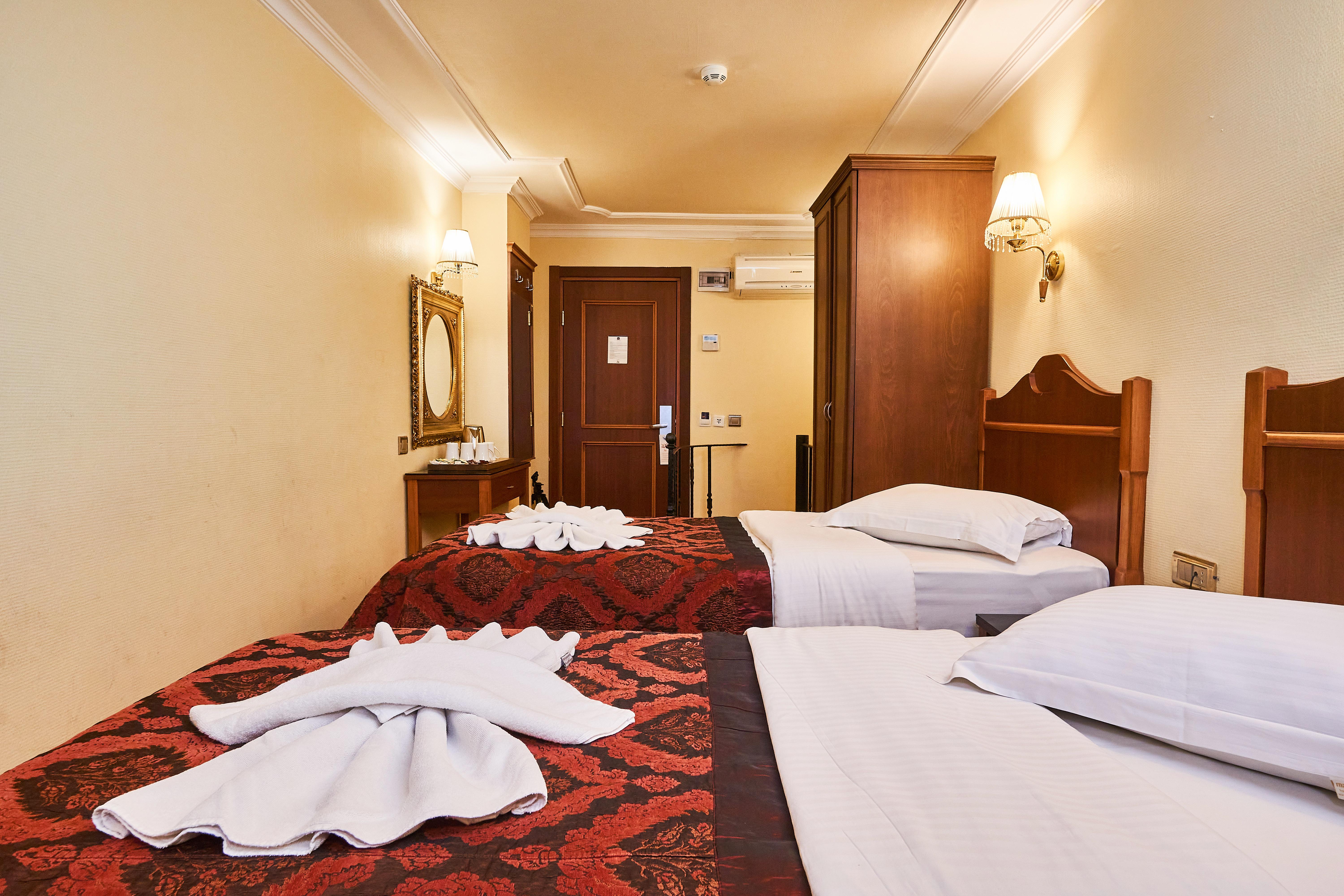 Amber Hotel & Spa Истанбул Екстериор снимка