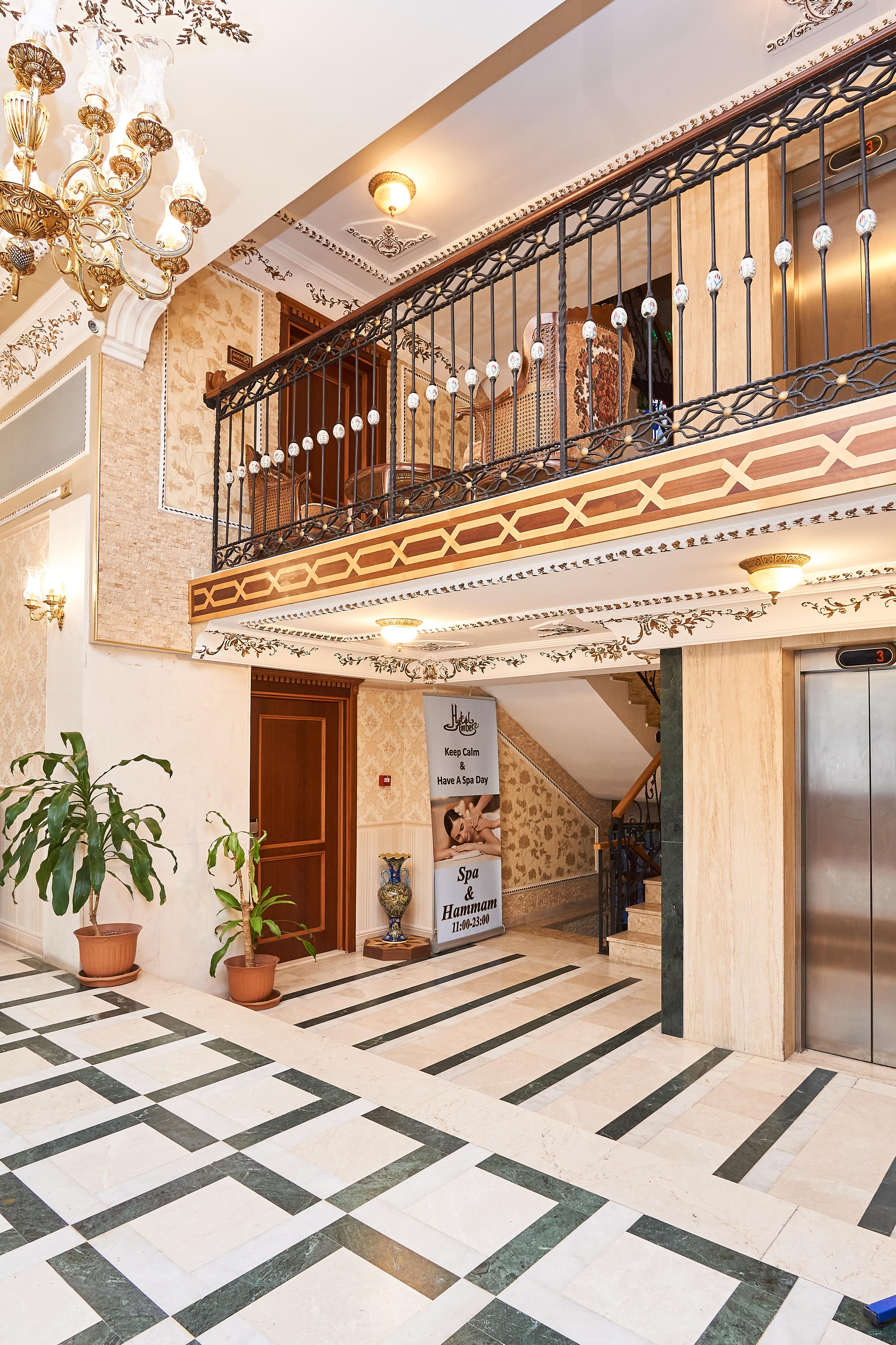Amber Hotel & Spa Истанбул Екстериор снимка